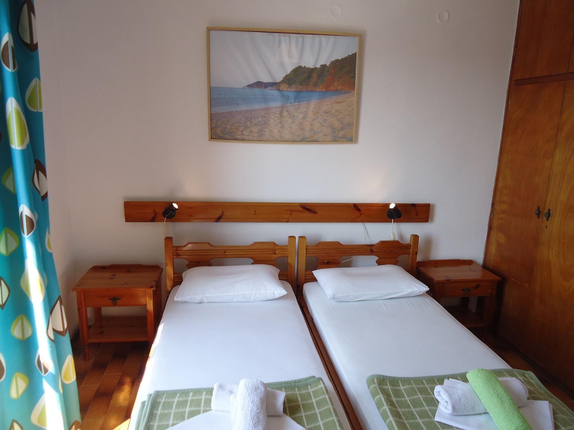 Pension Margarita Skiathos by Eksteriør billede
