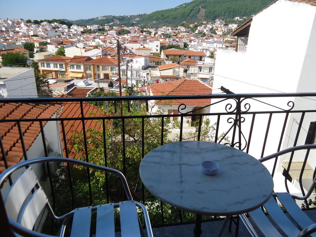 Pension Margarita Skiathos by Eksteriør billede
