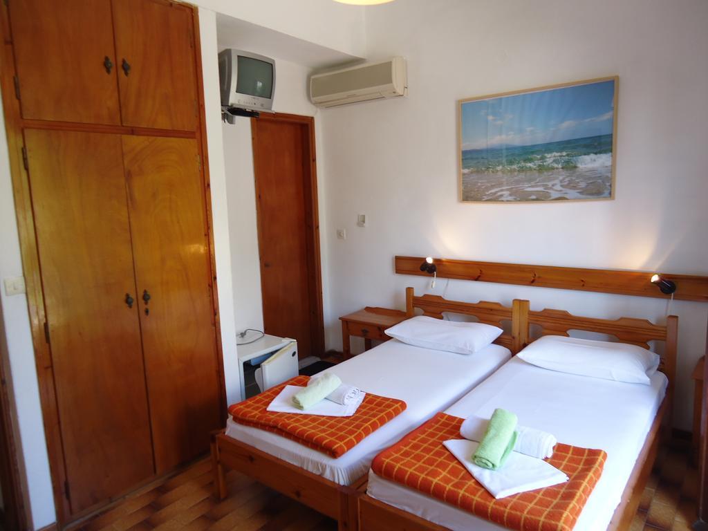 Pension Margarita Skiathos by Eksteriør billede